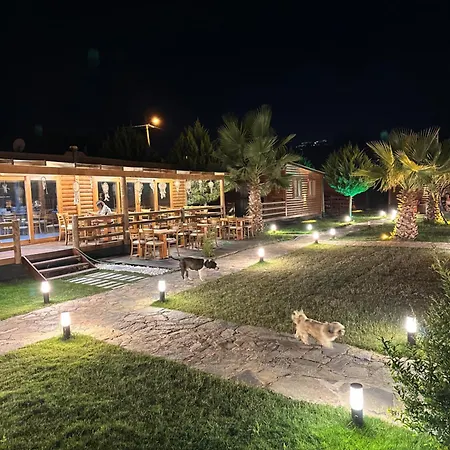 Woodentowns-ahsap Evler B&B *