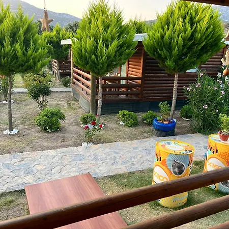 Bed & Breakfast Woodentowns-ahsap Evler *