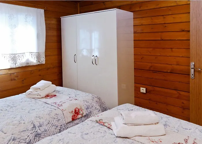 Bed & Breakfast Woodentowns-ahsap Evler Bitez